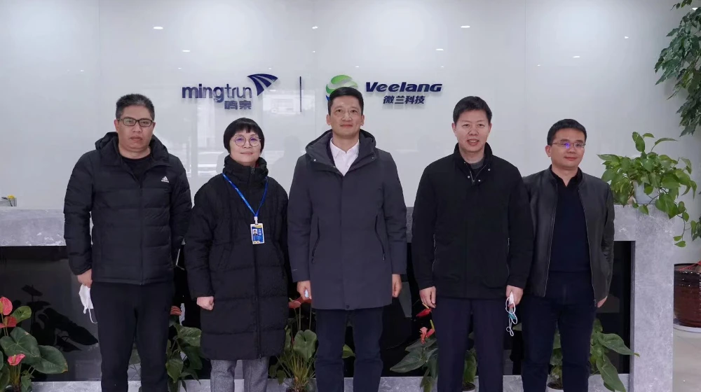 西湖区委常委、副区长施科琦一行莅临浙大乐鱼电子（中国）有限公司官网调研指导