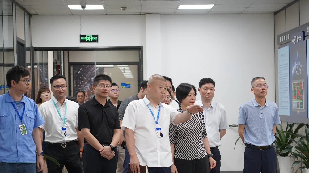 西湖区委副书记、区长周扬一行莅临乐鱼电子（中国）有限公司官网科技调研、指导工作